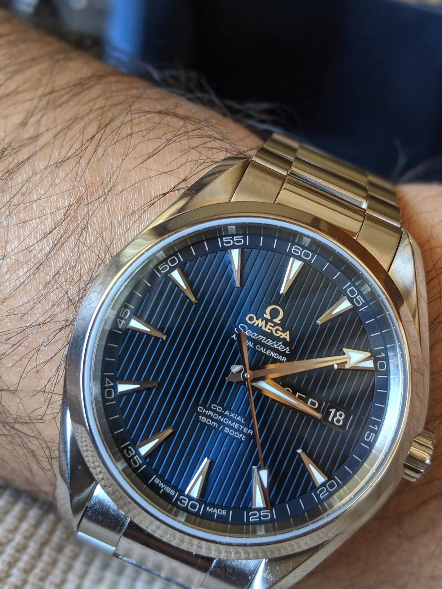 Porsche Cayenne EV Watch collectors - let's talk watches here! 00100lPORTRAIT_00100_BURST20190918150922845_COVER