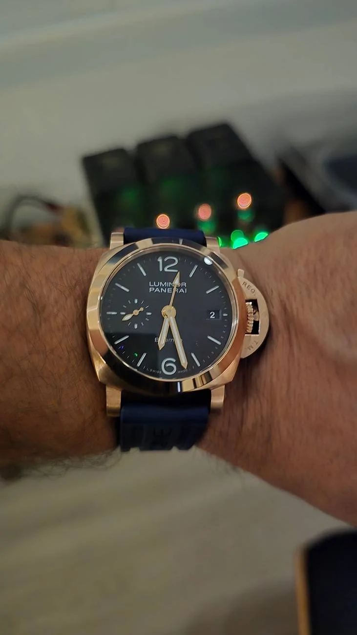 Porsche Cayenne EV Watch collectors - let's talk watches here! 1000000828