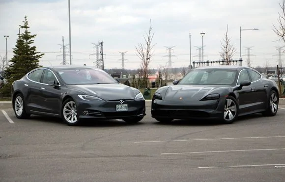 Porsche Cayenne EV Range Finder: We stage a battery battle between Tesla and Taycan / Driving.CA 1615930544813