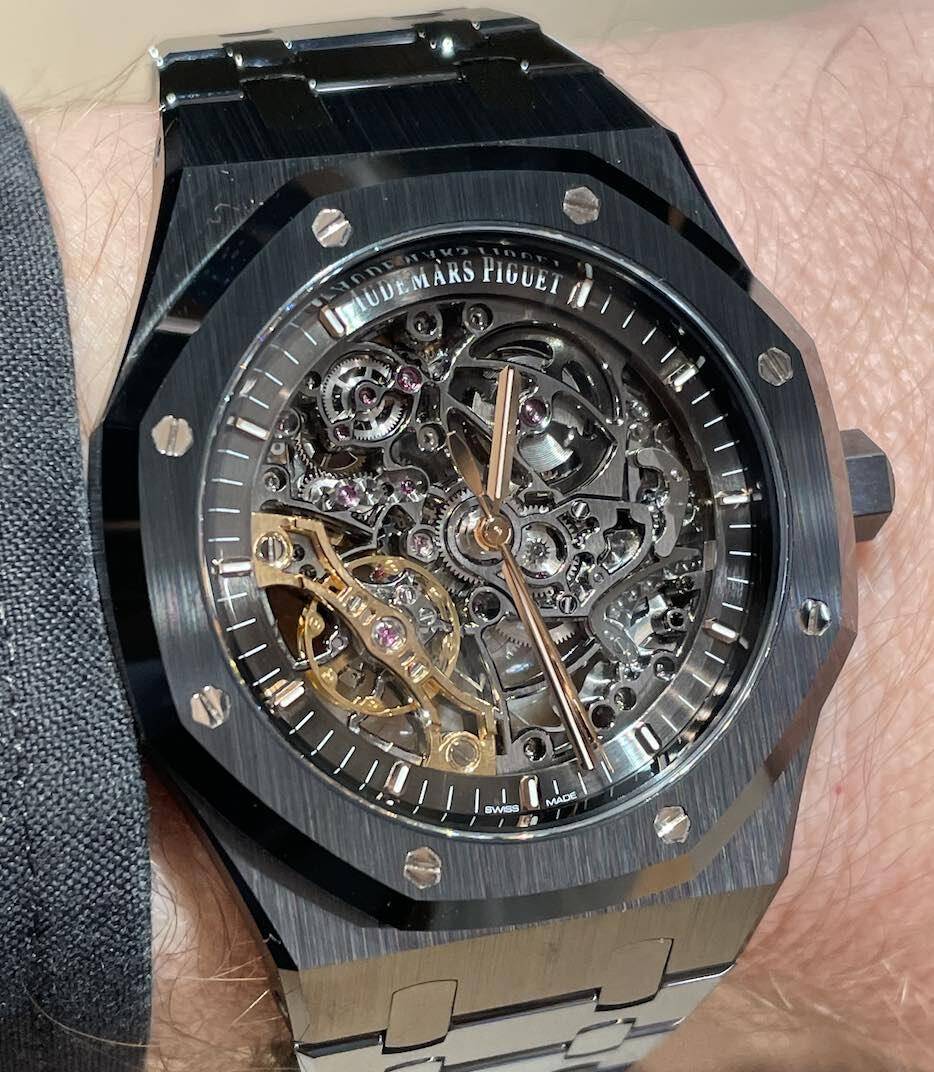Porsche Cayenne EV Watch collectors - let's talk watches here! 1641506372547