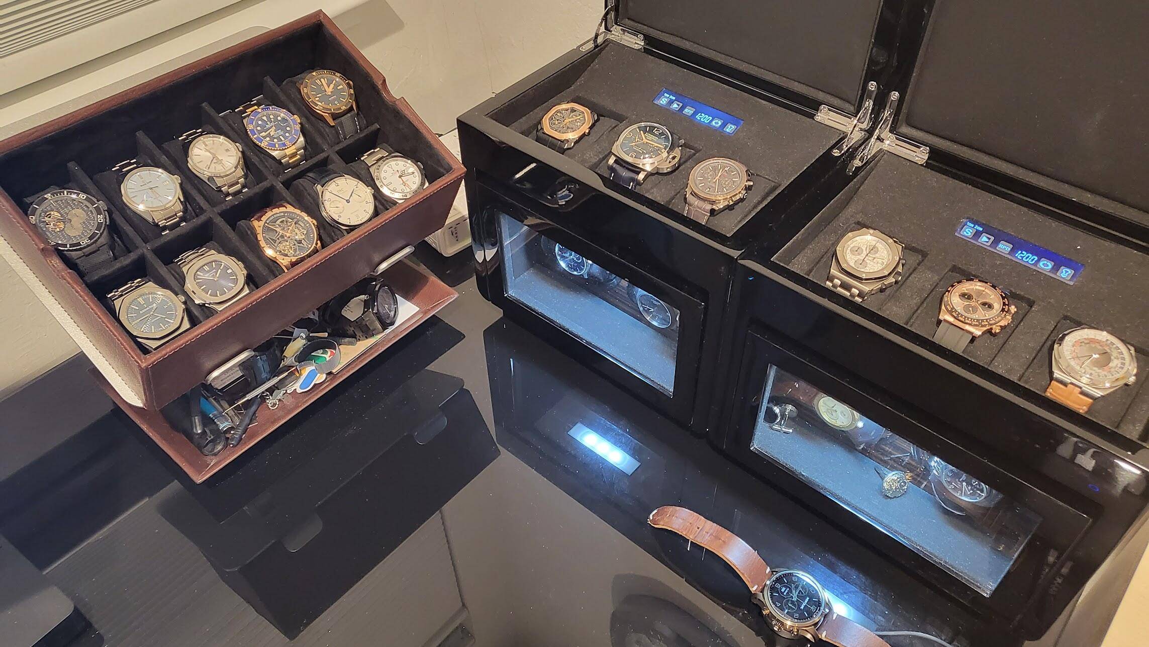 Porsche Cayenne EV Watch collectors - let's talk watches here! 1644032032894