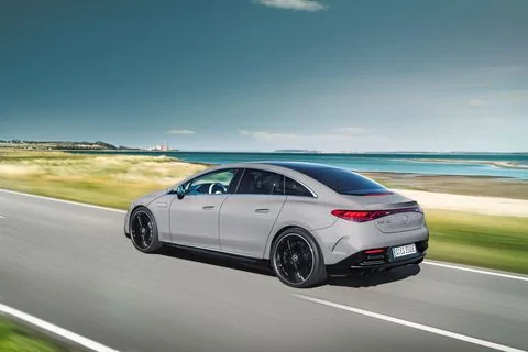 Porsche Cayenne EV Will you test drive the Mercedes EQS? 2021-07-01-image-d638175-1630793802
