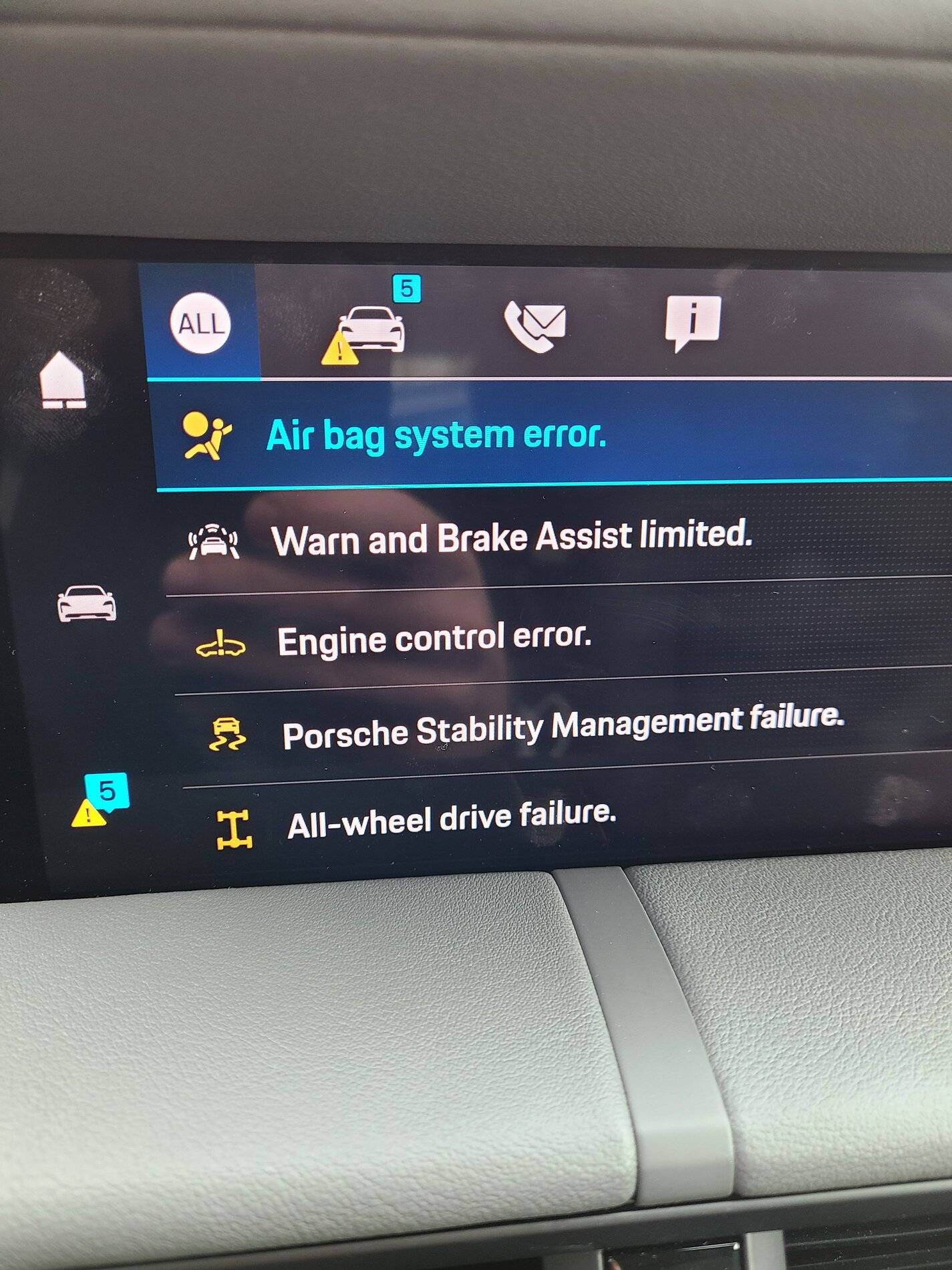 Porsche Cayenne EV 2020 Taycan 4S vs 2021 Ford Mach-e GT 20211006_103647_compress42
