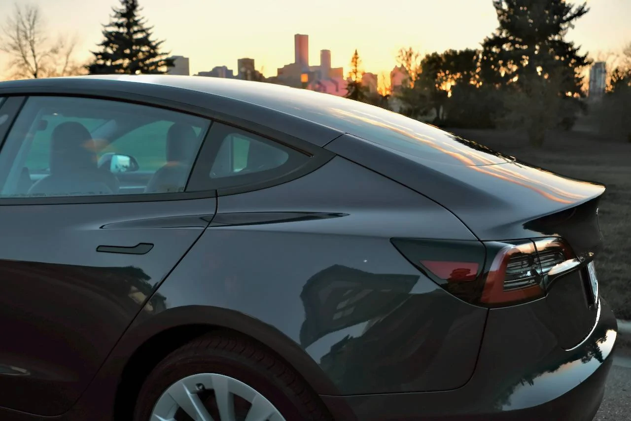 Porsche Cayenne EV A Taycan Owner Buys a Tesla: Informal Battle of Two (Very Different) EVs! 2022 05 UNIT - 1 (3)