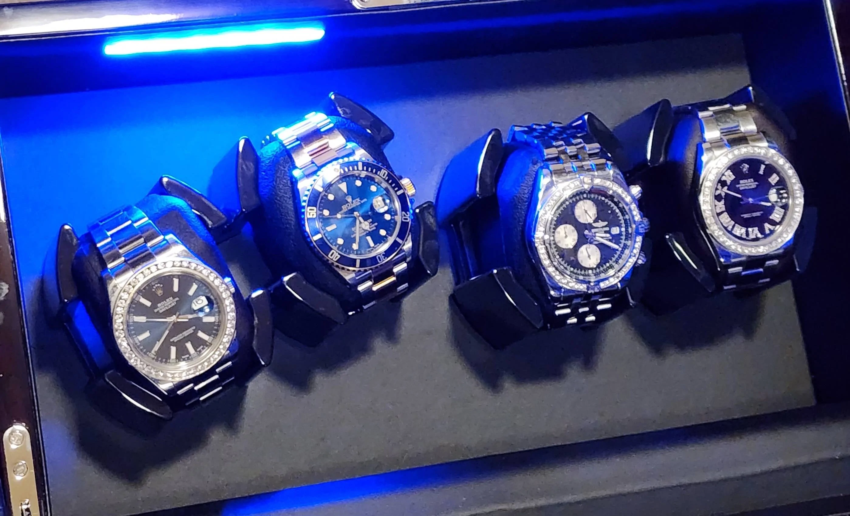 Porsche Cayenne EV Watch collectors - let's talk watches here! 20221219_234835