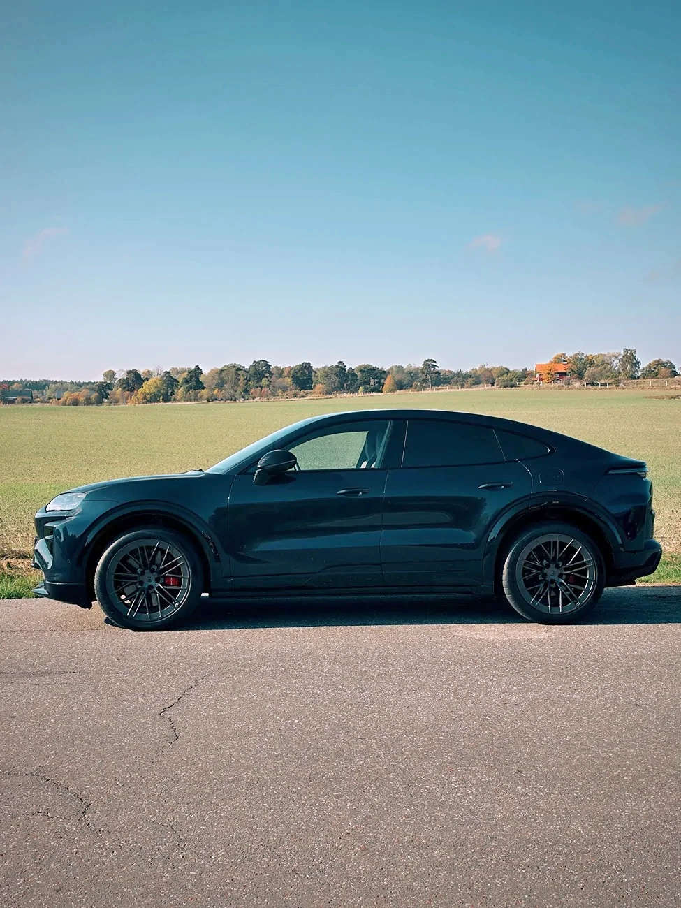 Porsche Cayenne EV Cayenne Turbo Coupé Electric Algarve Blue delivered 3