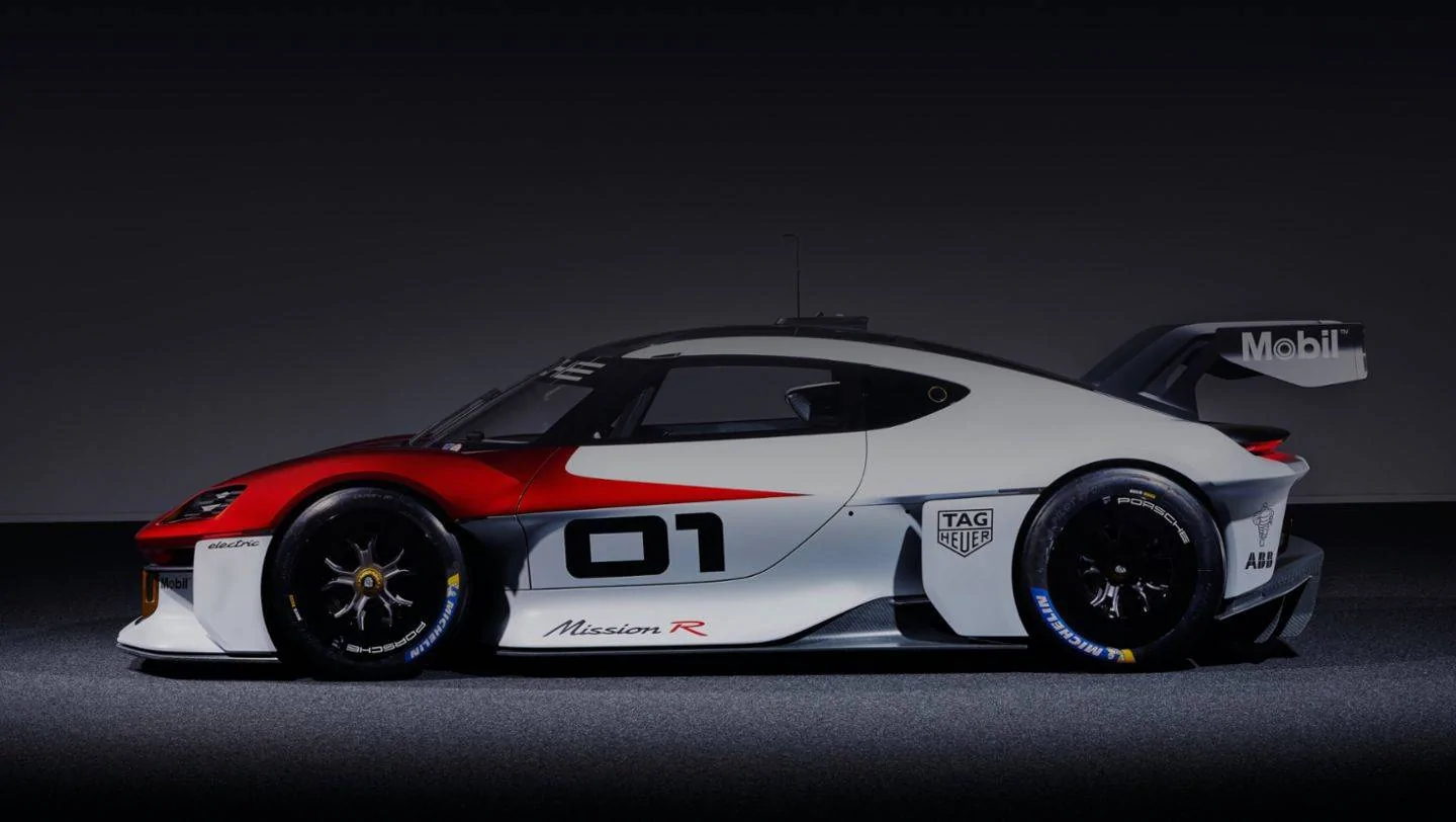 Porsche Cayenne EV Porsche Announces Mission R EV Sports Car Concept 300821-Porsche23900_LDN