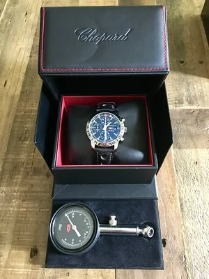 Porsche Cayenne EV Watch collectors - let's talk watches here! 38854937621_1cbd905055_