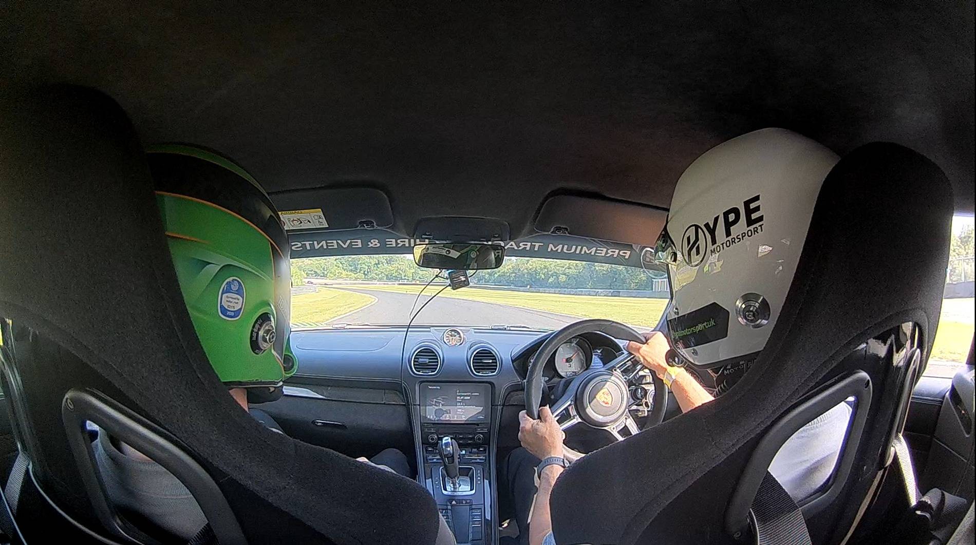 Porsche Cayenne EV Sim Racing ? 6 Island exit