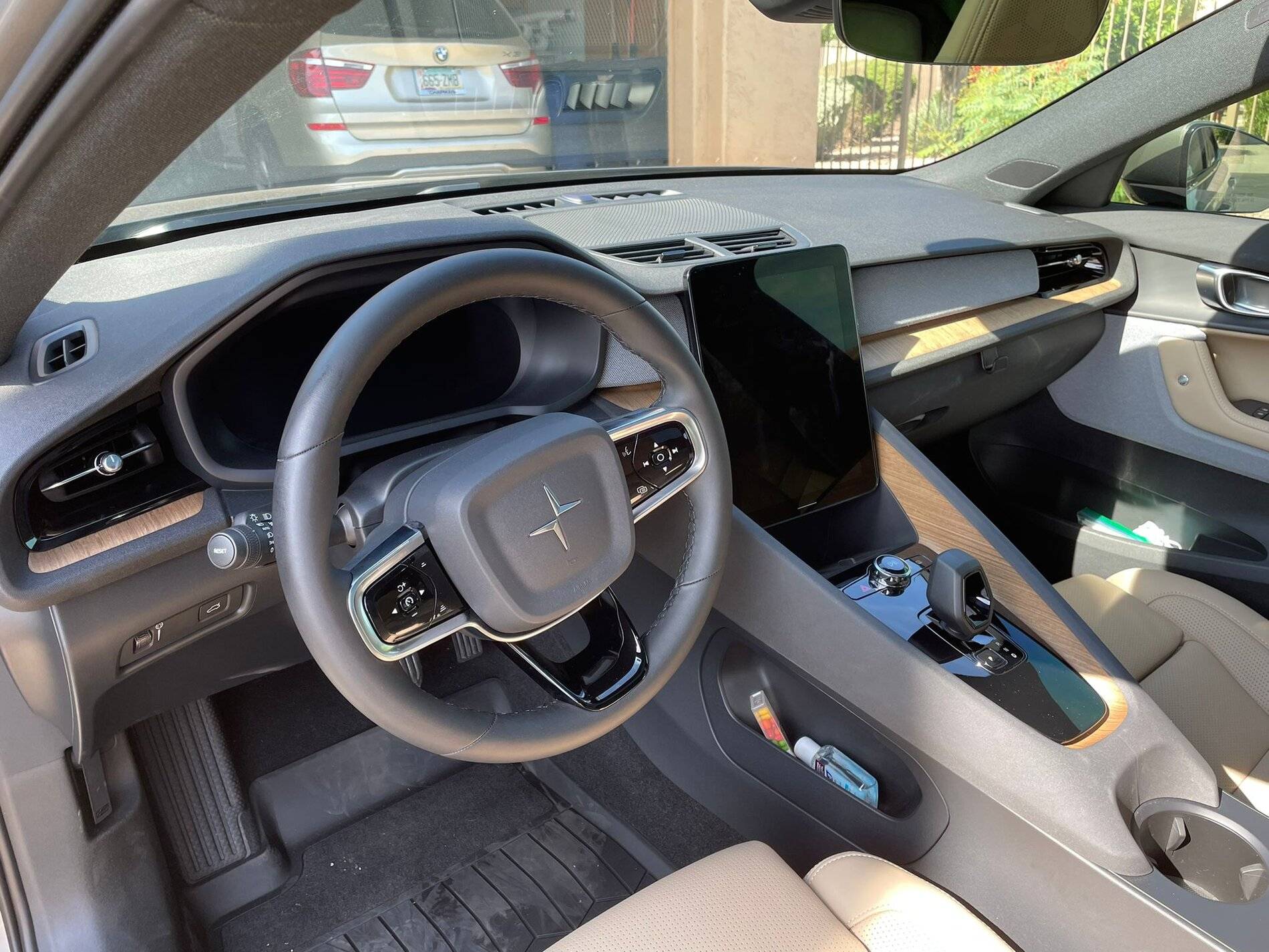 Porsche Cayenne EV Polestar 2 68bffdf1-7862-4d5d-81ac-446e458cd5eb