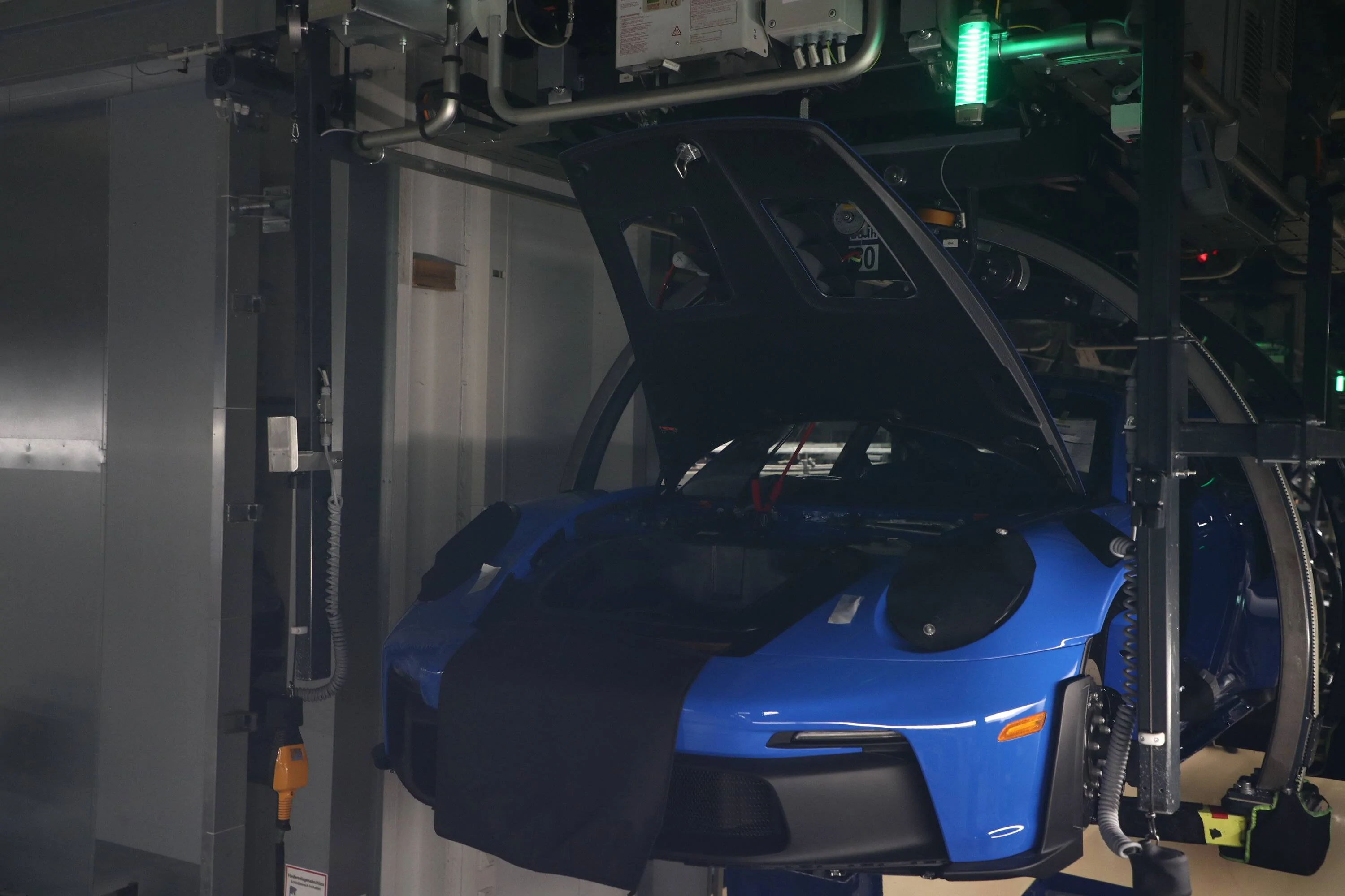 Porsche Cayenne EV meanwhile on the flip side…Porsche is just being mean… 911_GT3_RS_911_718_assembly