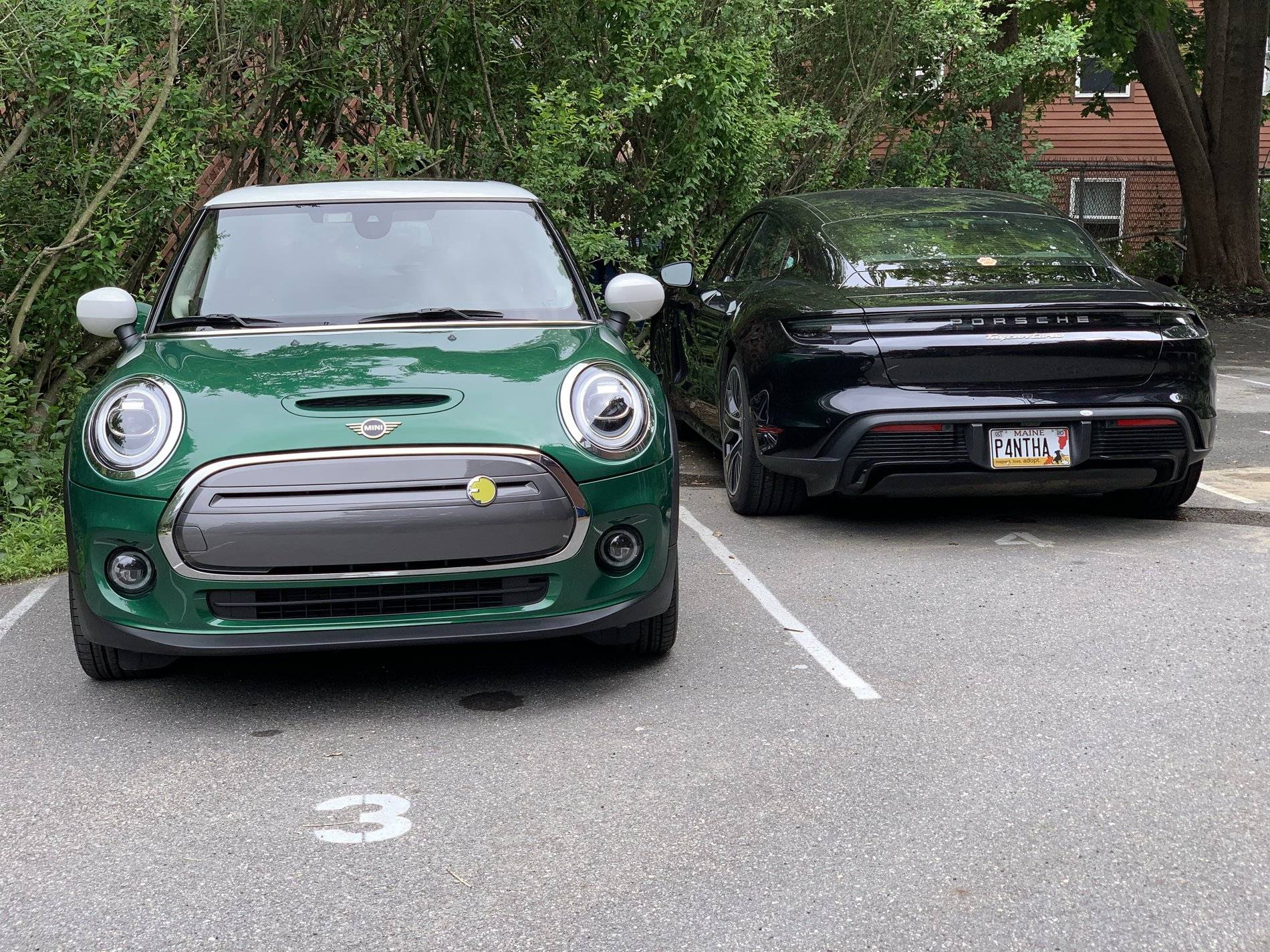 Porsche Cayenne EV I got a little brother for my panther AA2902A1-6ED1-4BC5-90D3-1A6CD50CE88B