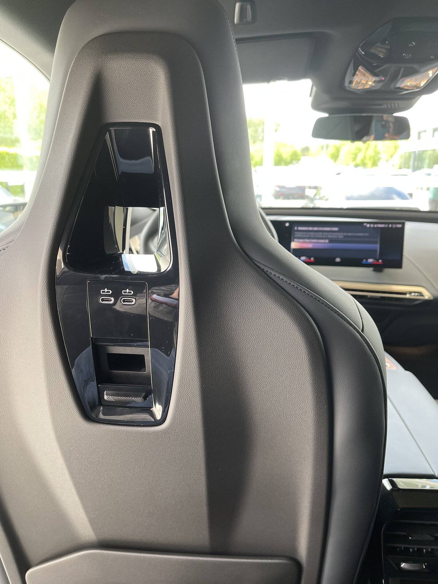 Porsche Cayenne EV BMW i4 and iX in person AA7233C1-6062-4AD4-9C67-A732C76D3DF9