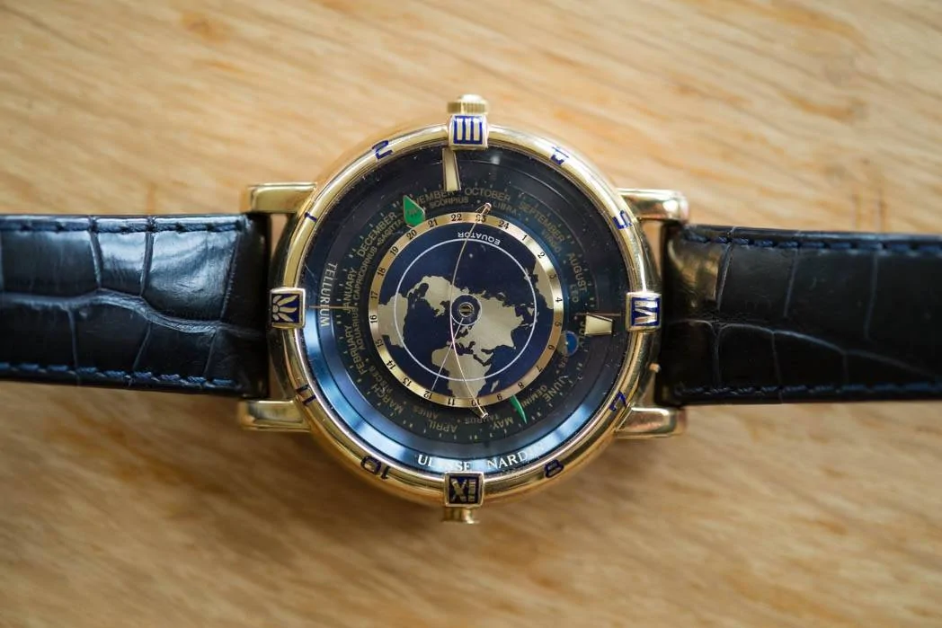 Porsche Cayenne EV Watch collectors - let's talk watches here! DSCF1578