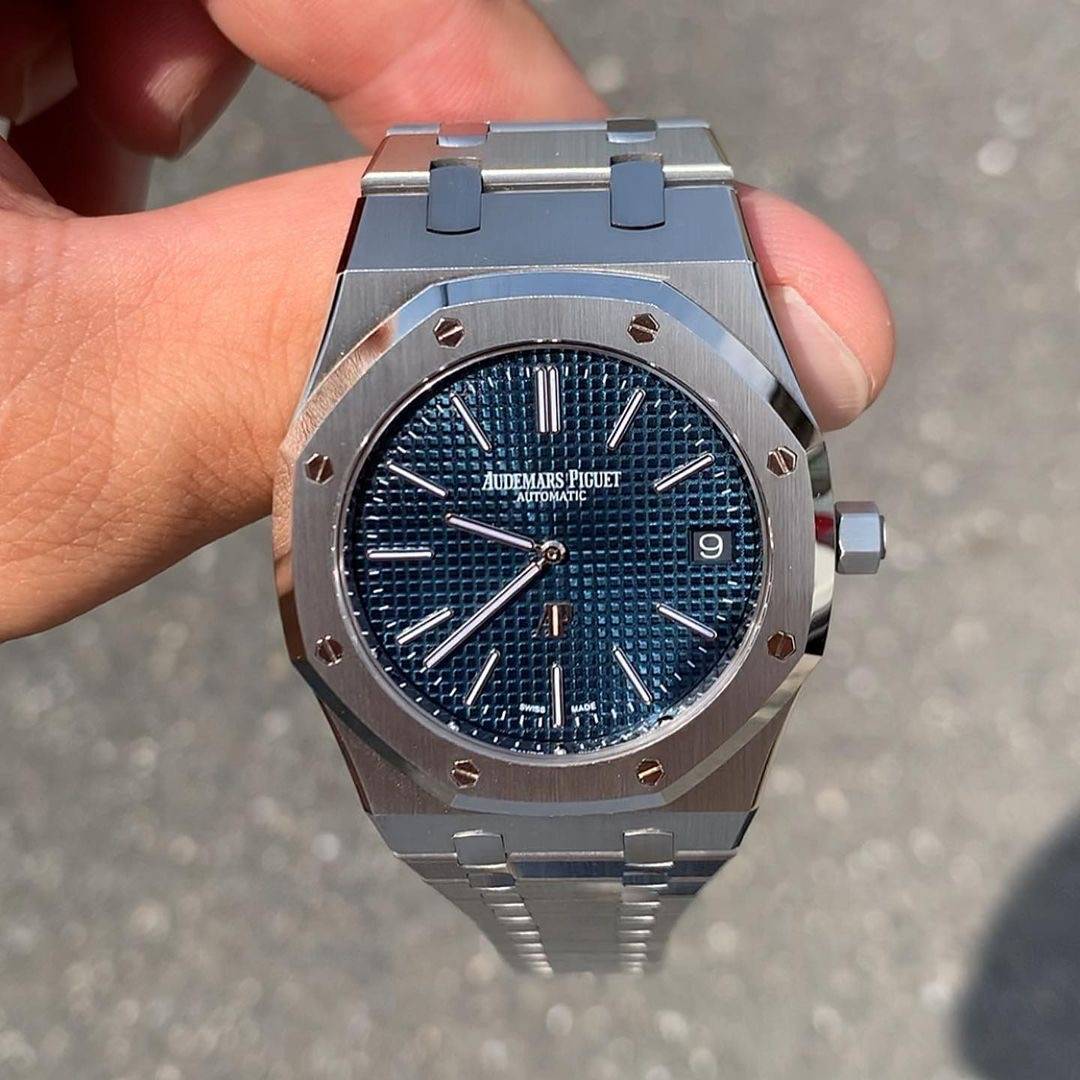 Porsche Cayenne EV Watch collectors - let's talk watches here! E0C30CDF-ED31-47CE-BB35-0DC59F8503F9