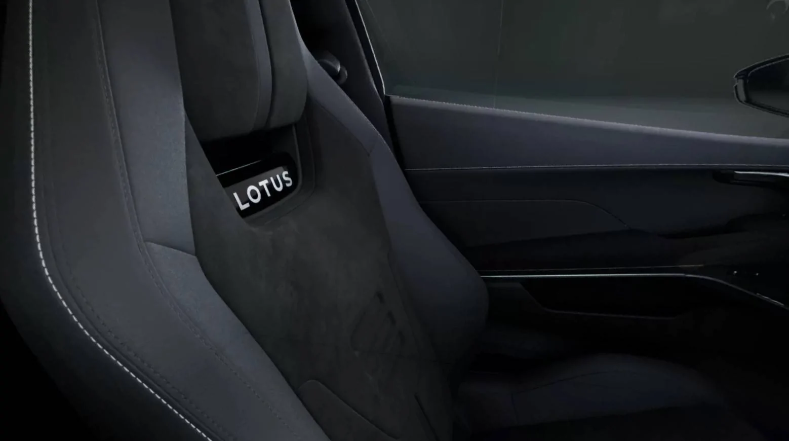 Porsche Cayenne EV Help me, I don't know which car to ask Santa for [GT4 RS or Emira?] Emira-5