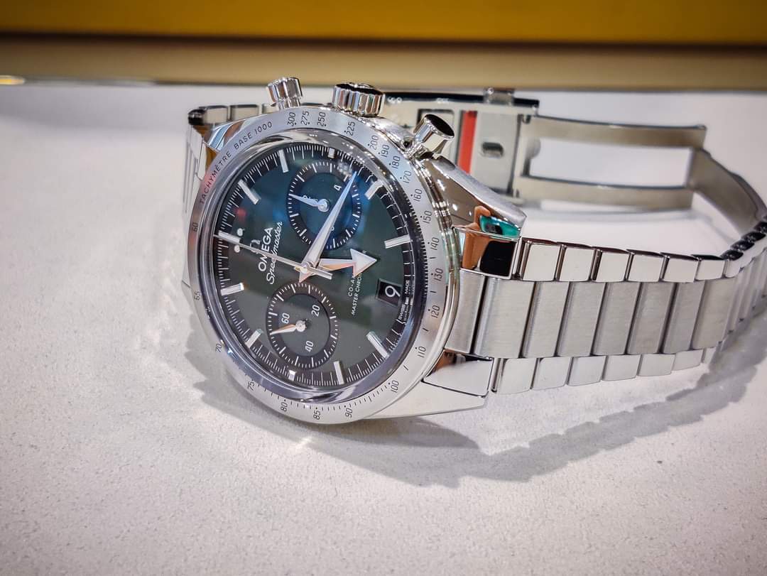 Porsche Cayenne EV Watch collectors - let's talk watches here! FB_IMG_1651014491079
