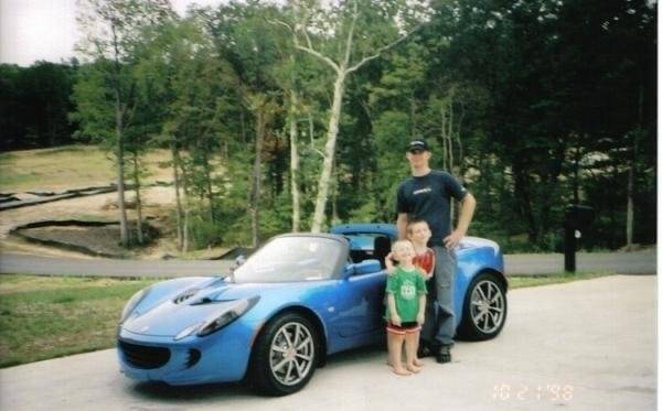 Porsche Cayenne EV Help me, I don't know which car to ask Santa for [GT4 RS or Emira?] FE163B0F-863E-4832-A597-3976CBD9FFE8