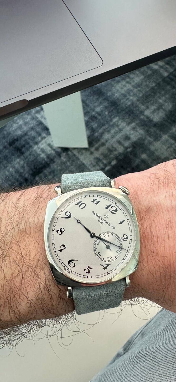 Porsche Cayenne EV Watch collectors - let's talk watches here! IMG_0225
