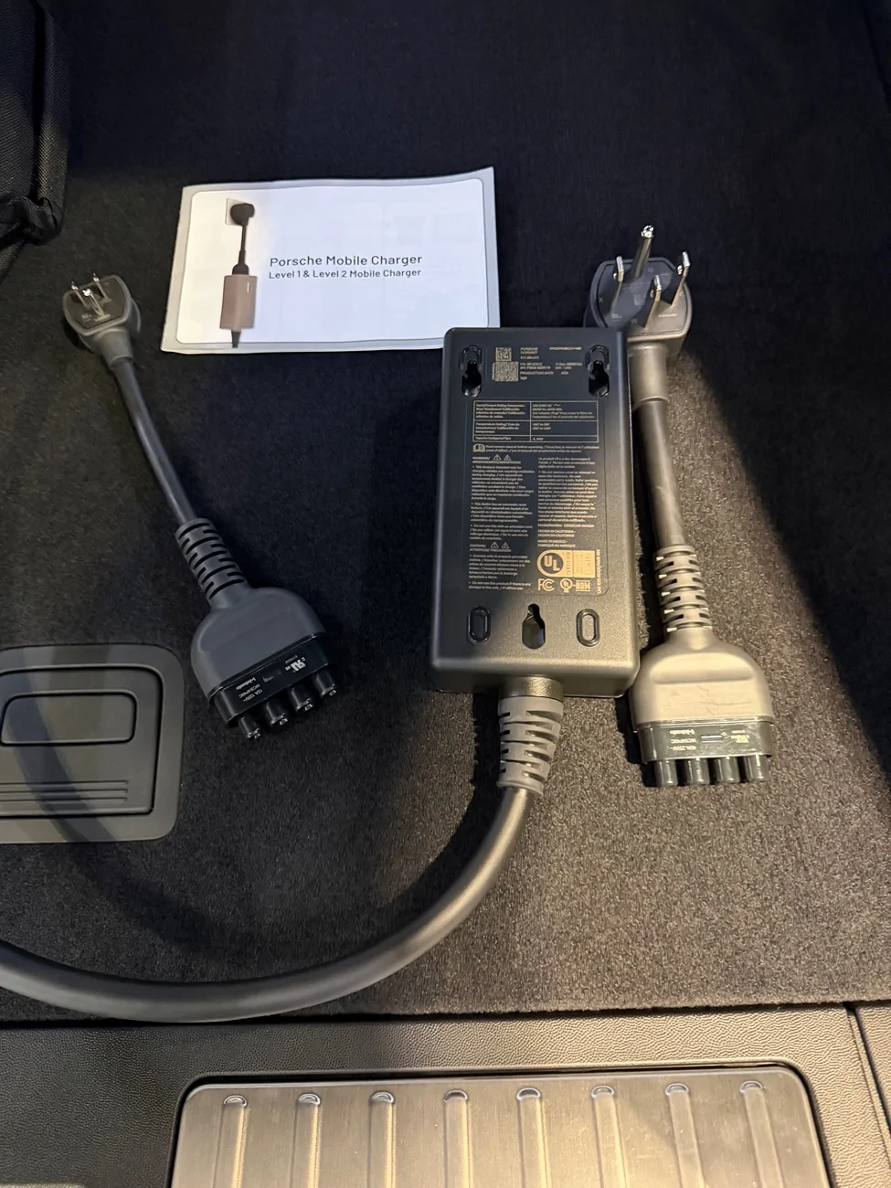 Porsche Cayenne EV [North America] - Cayenne EV EVSE - new model - completely different IMG_1133