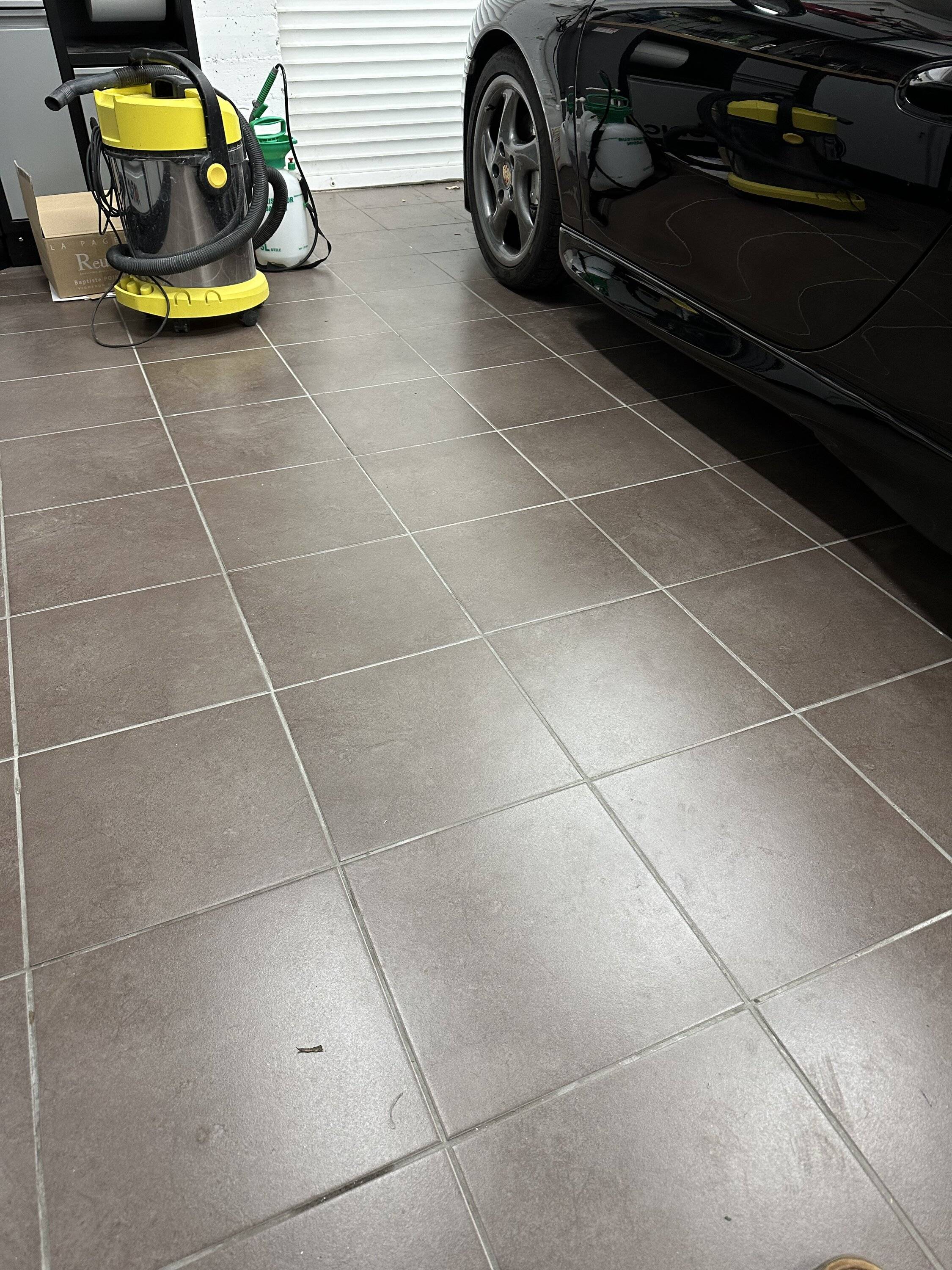 Porsche Cayenne EV Garage Floor Coatings IMG_1339