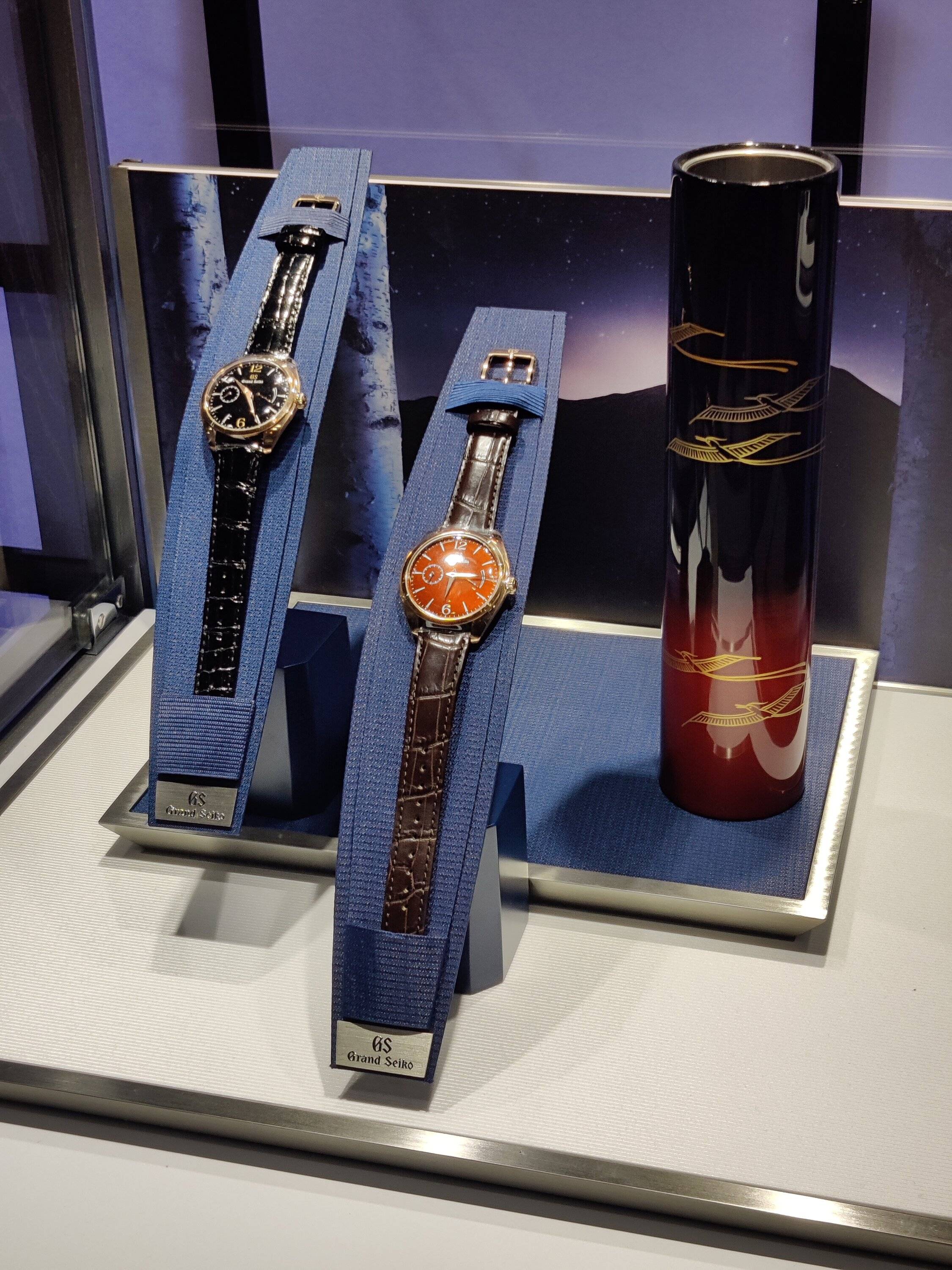 Porsche Cayenne EV Watch collectors - let's talk watches here! IMG_20221211_155331