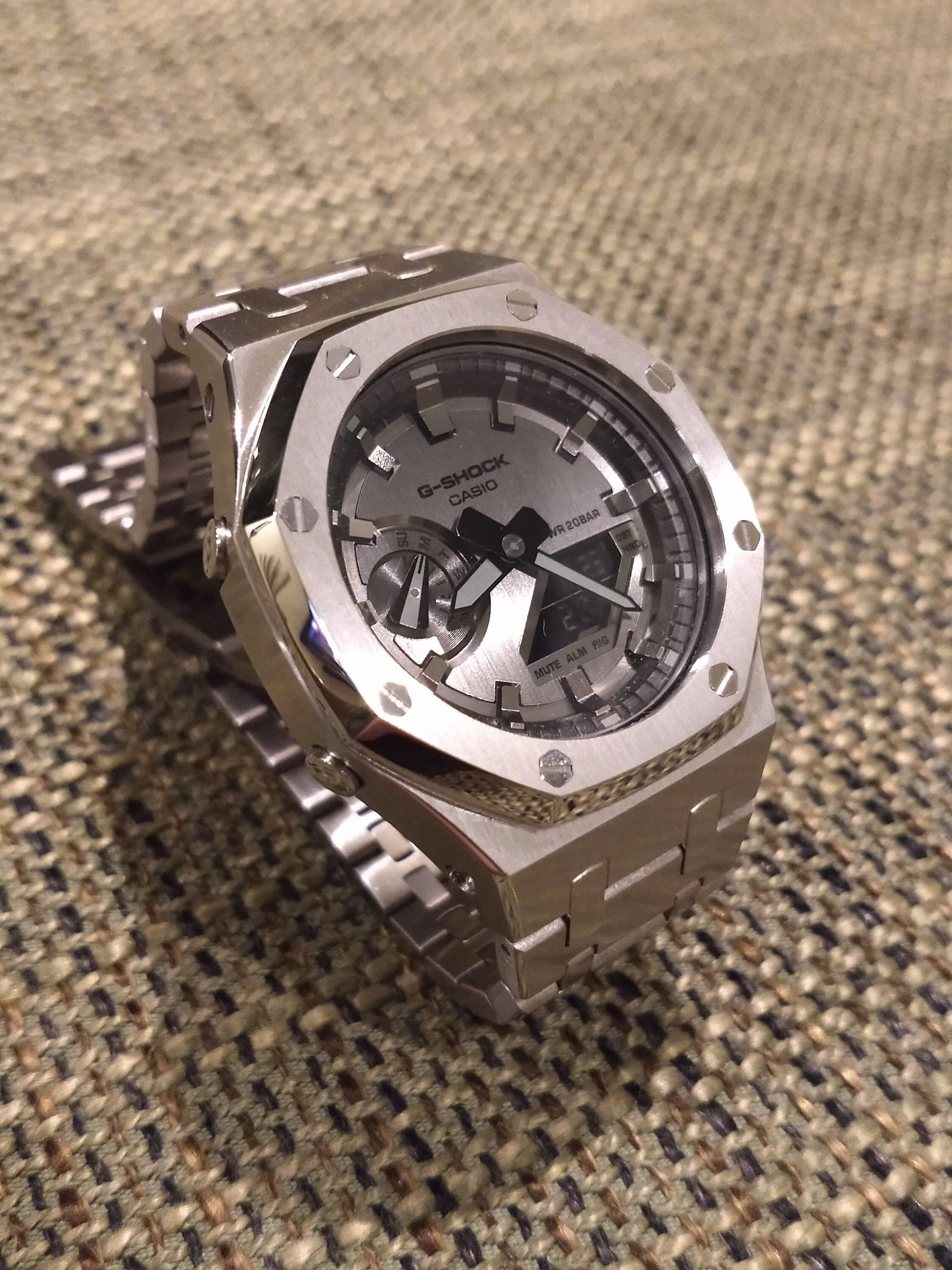 Porsche Cayenne EV Watch collectors - let's talk watches here! IMG_20221226_202308587