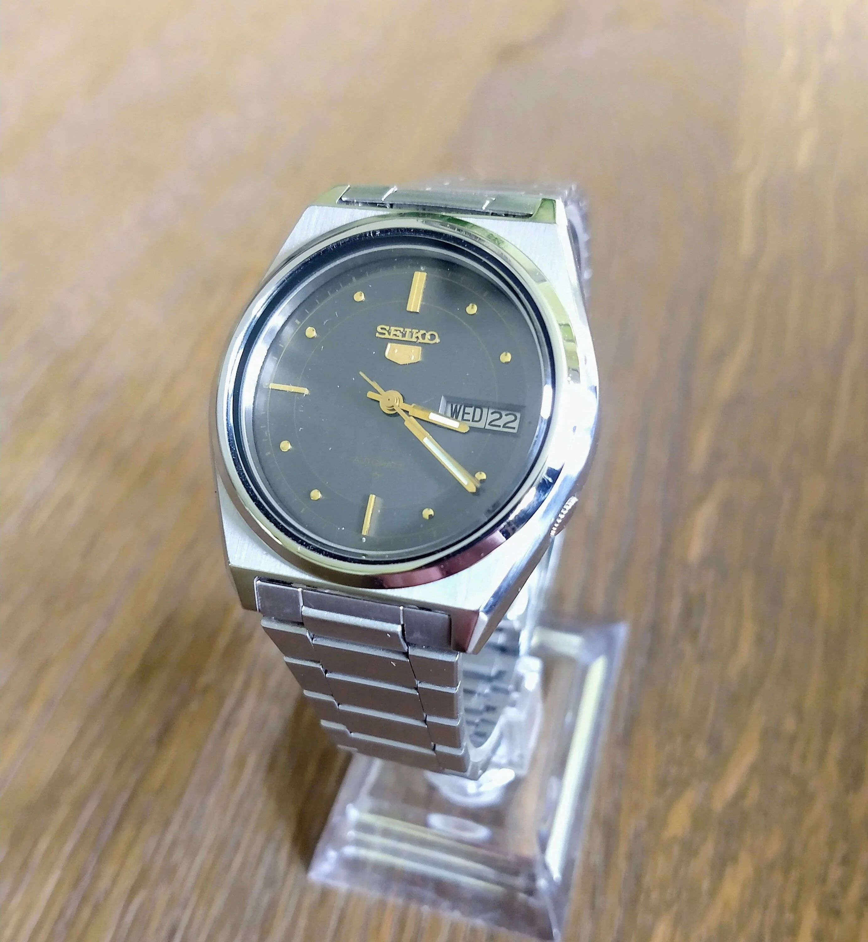 Porsche Cayenne EV Watch collectors - let's talk watches here! IMG_20230222_152045567
