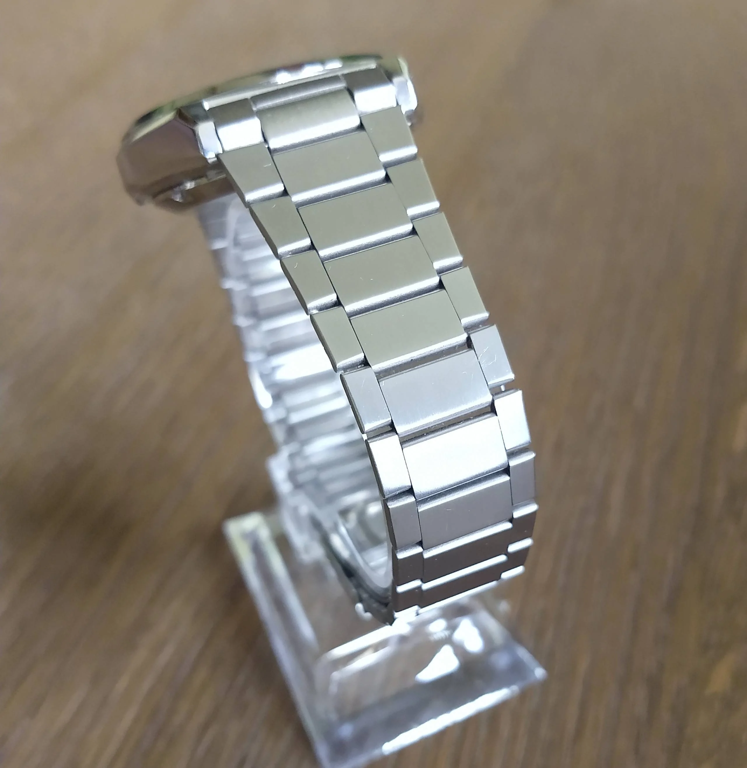 Porsche Cayenne EV Watch collectors - let's talk watches here! IMG_20230222_152055797