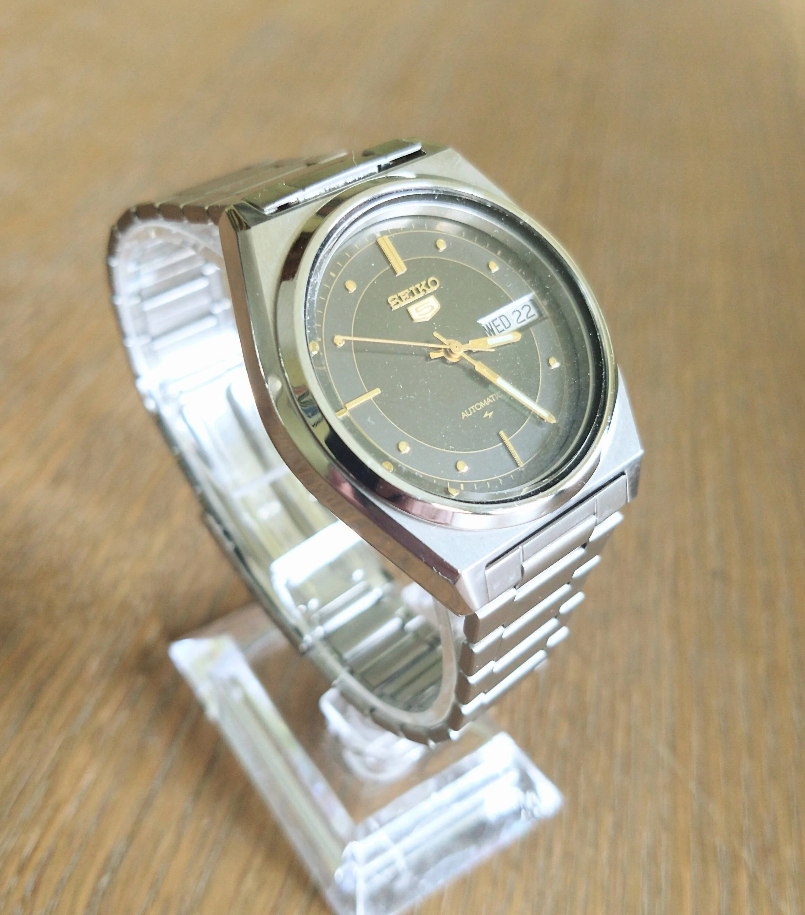 Porsche Cayenne EV Watch collectors - let's talk watches here! IMG_20230222_152514862