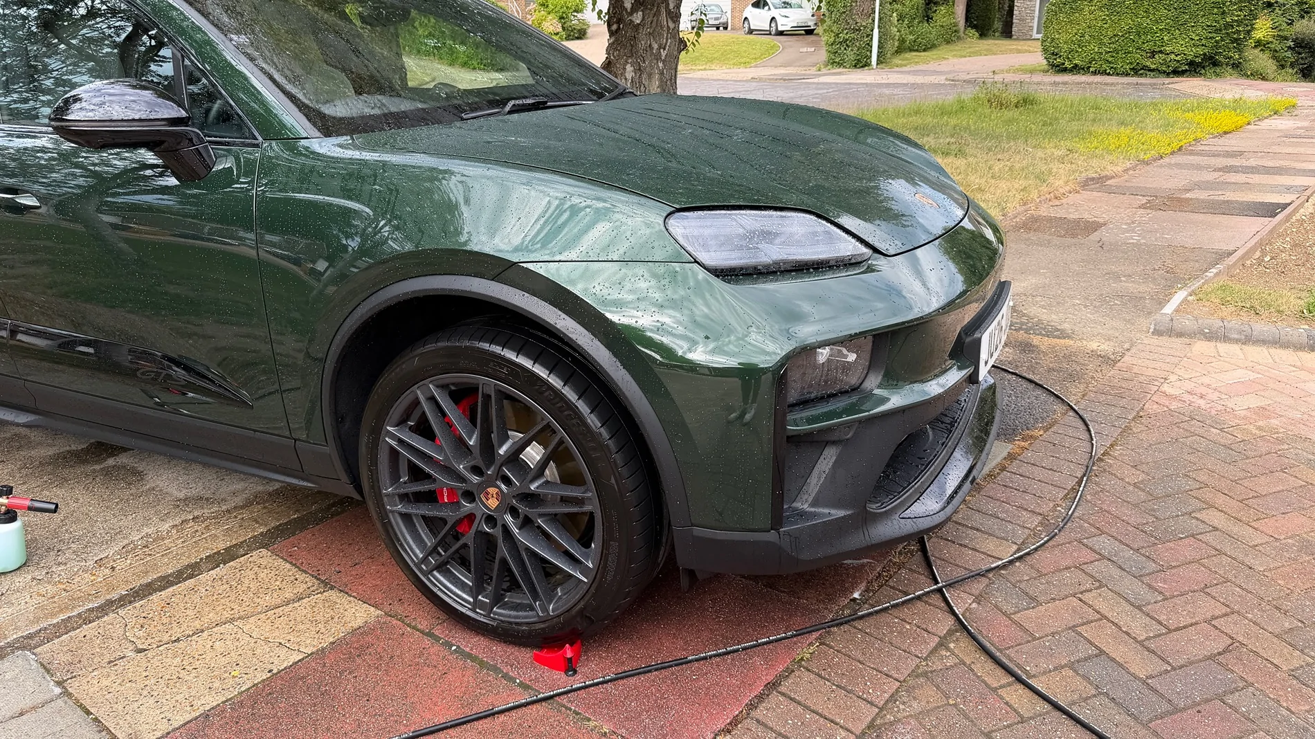 Porsche Cayenne EV UK build dates IMG_3634