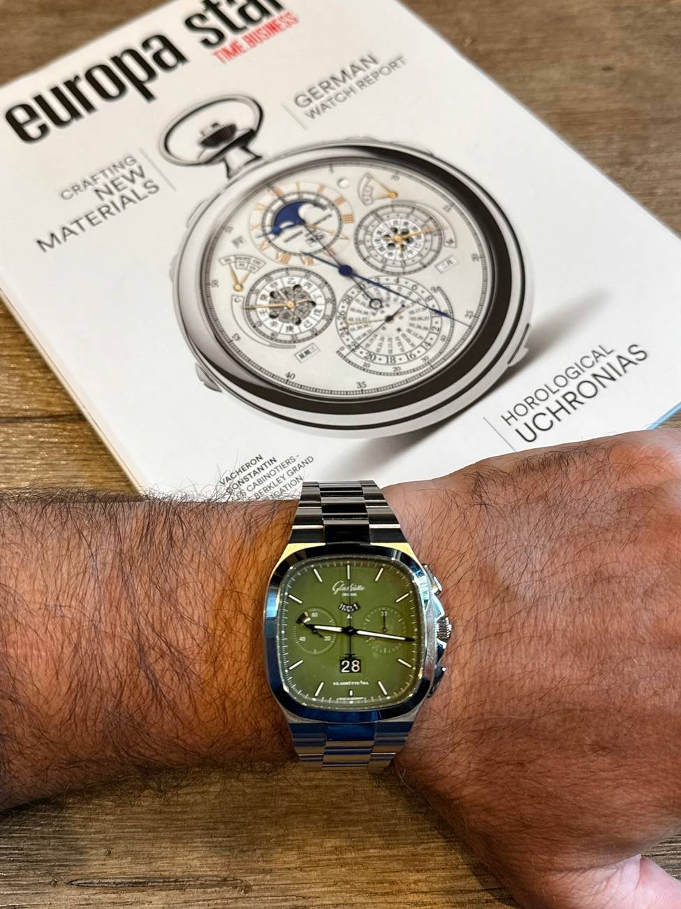 Porsche Cayenne EV Watch collectors - let's talk watches here! IMG_3700
