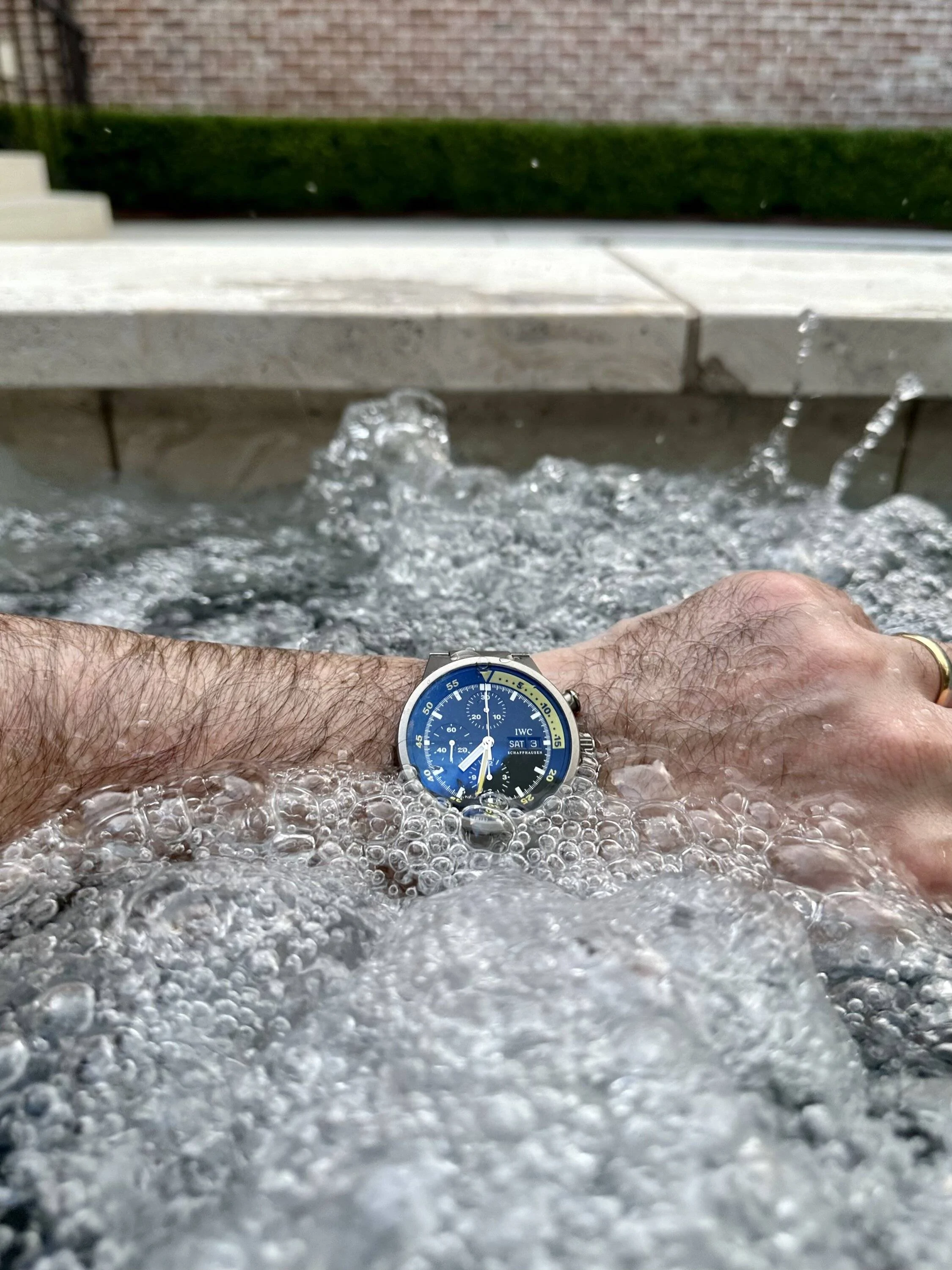 Porsche Cayenne EV Watch collectors - let's talk watches here! IMG_3924