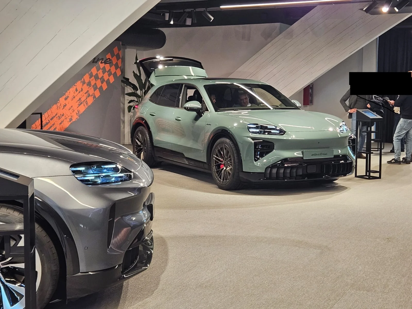 Porsche Cayenne EV Cayenne preview at the Franciacorta Experience Center Italia racetrack Immagine WhatsApp 2025-11-27 ore 15.59.37_d58f1d89