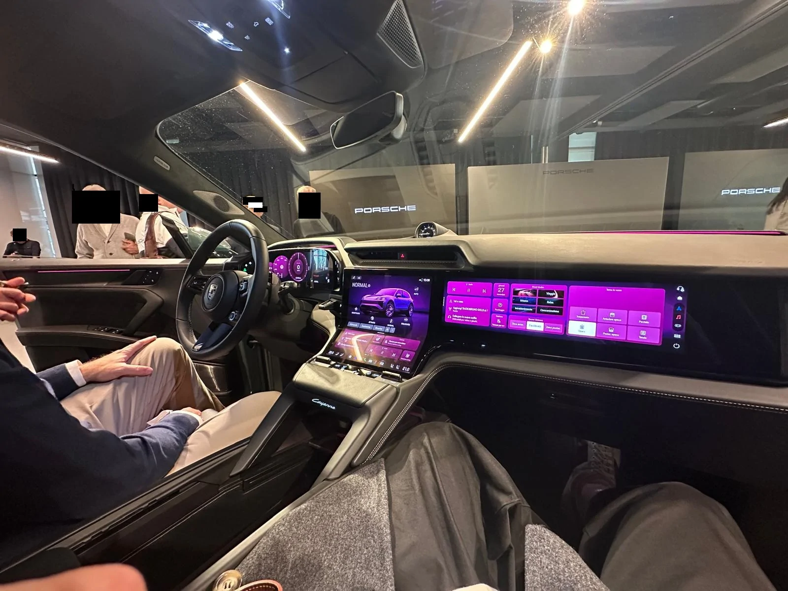 Porsche Cayenne EV Cayenne preview at the Franciacorta Experience Center Italia racetrack Immagine WhatsApp 2025-11-27 ore 16.19.18_8da4918f