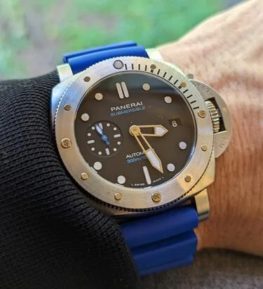 Porsche Cayenne EV Watch collectors - let's talk watches here! PAM 00973smlll