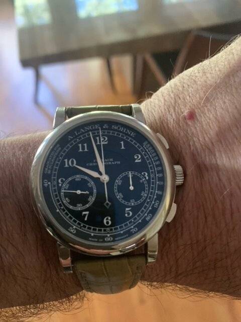 Porsche Cayenne EV Watch collectors - let's talk watches here! thumbnail_image3