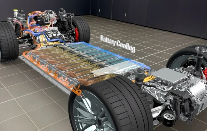 Innovative high-voltage system Cayenne EV Electric: performance meets efficiency... Reading this makes both the Macan EV and Taycan feel "old"!