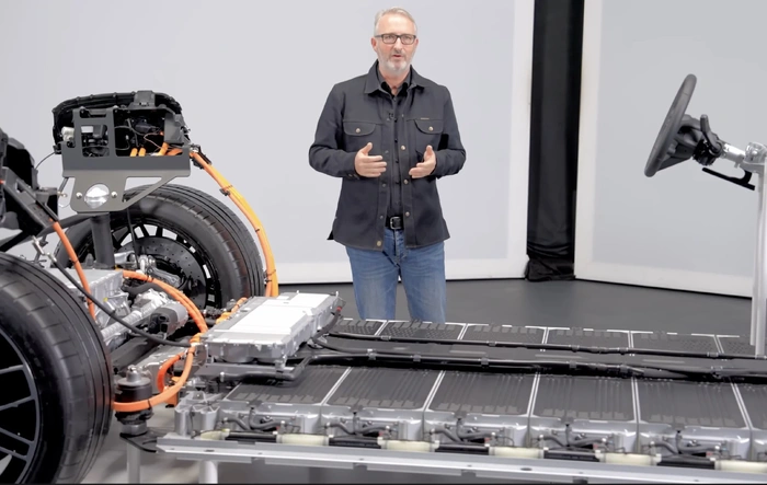 Inside the new Cayenne EV Electric - a tour with Cayenne Product Line VP